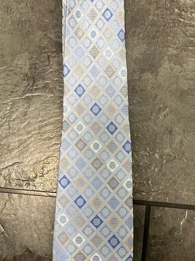 Michael Kors Light Blue Tie with Blue and Gold Diamond Pattern